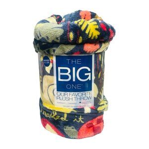 The Big One Mushroom Print Plush Throw - 5’ x 6’